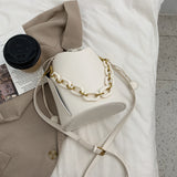 Retro Bag Female New Fashion Chain Bucket Bag - Stylish and simple underarm bag with chain design, perfect for a retro-inspired look.