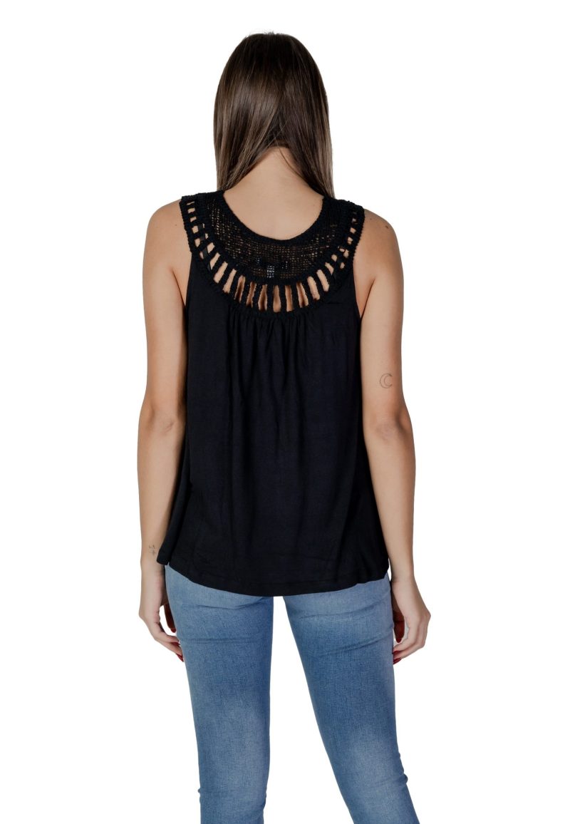 B.young – B.young  Women Undershirt